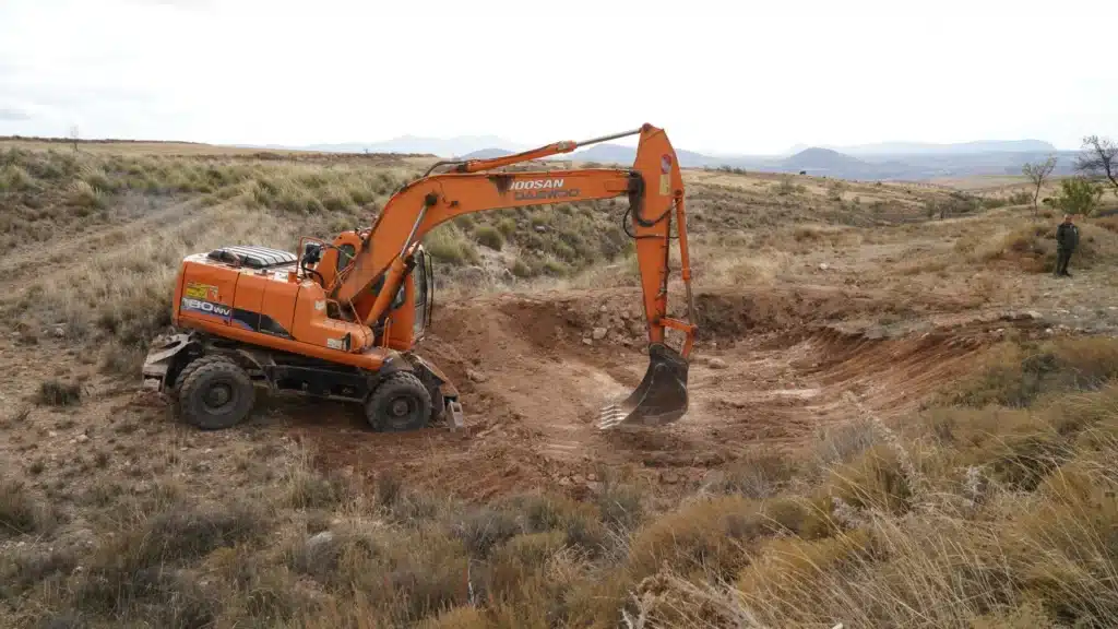 Preparación del terreno en Los Chaveses